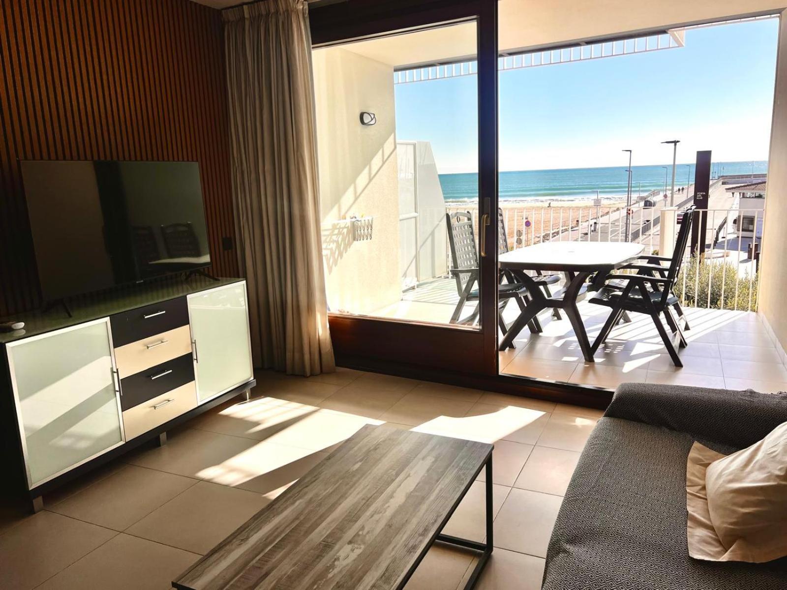 Apartaments Voramar กัมบริลส์ ภายนอก รูปภาพ