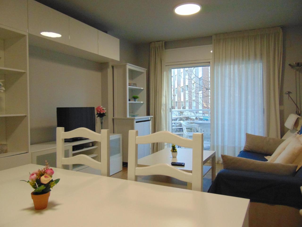 Apartaments Voramar กัมบริลส์ ภายนอก รูปภาพ