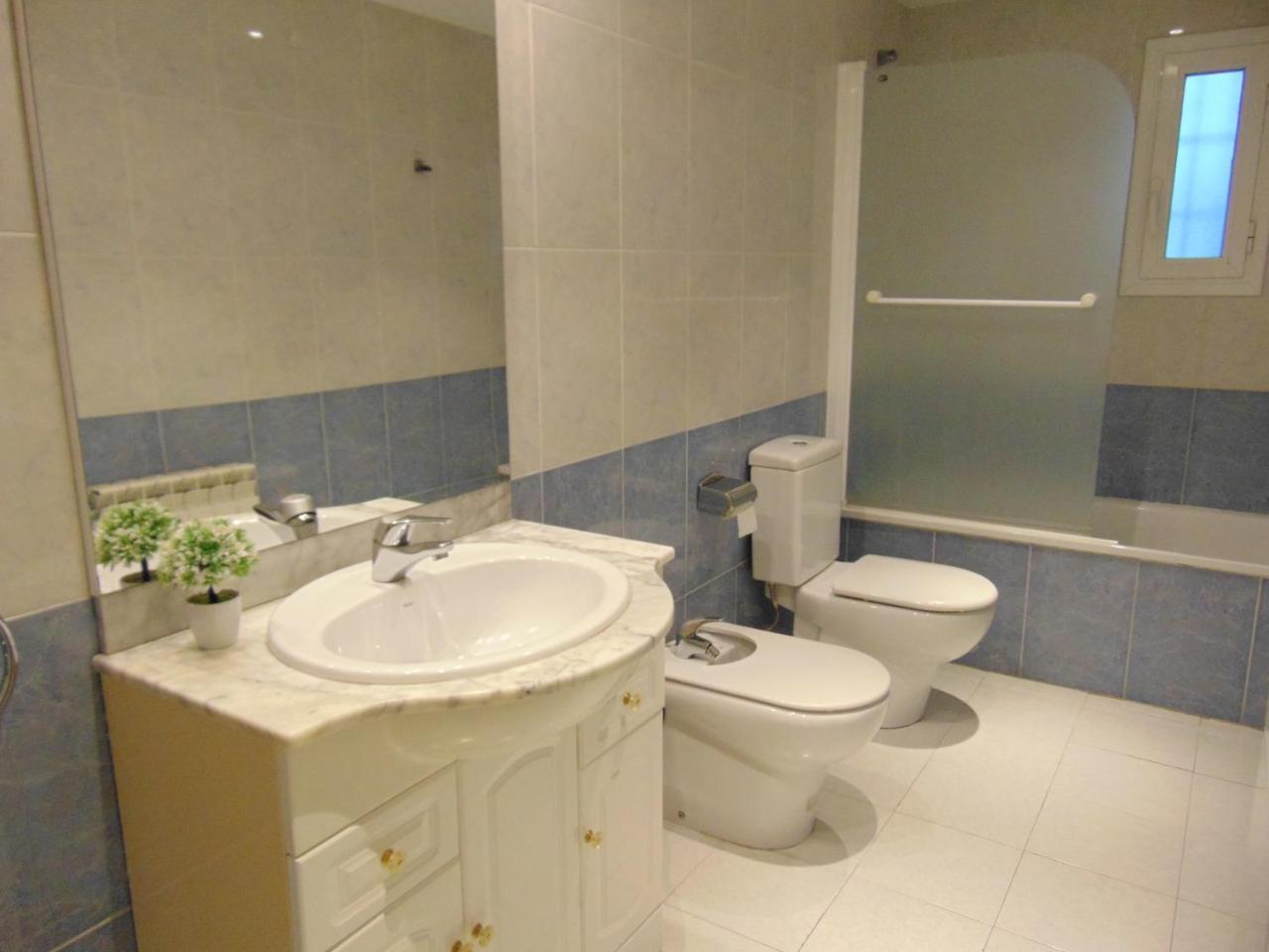 Apartaments Voramar กัมบริลส์ ภายนอก รูปภาพ